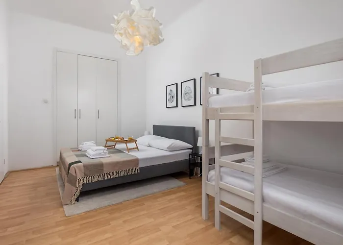 公寓 Step To The Sea 里耶卡